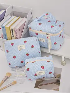 Strawberry Pattern Makeup Bag Set, Portable Cosmetic Storage Bag, Zipper Makeup Organizer Pouch, Handheld Cosmetic Pouch, Versatile Storage Bag for Travel & Daily Used