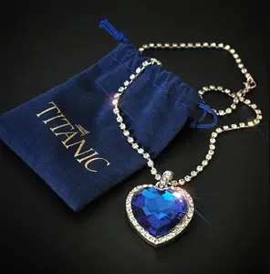 Titanic Heart of the Ocean Necklace – Sparkling Crystal Heart Pendant Surrounded by Rhinestones, Elegant Jewelry Inspired by the Iconic Movie, Perfect Gift for Women, Anniversary, Birthday, Valentine’s Day, or Special Occasions – Timeless Statement Piece