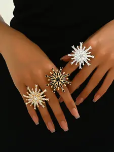 Luxury Snowflake Starburst Ring, Exaggerated Full Diamond Firework Finger Ring, Party/ Bridal Gown Personalized Accessory