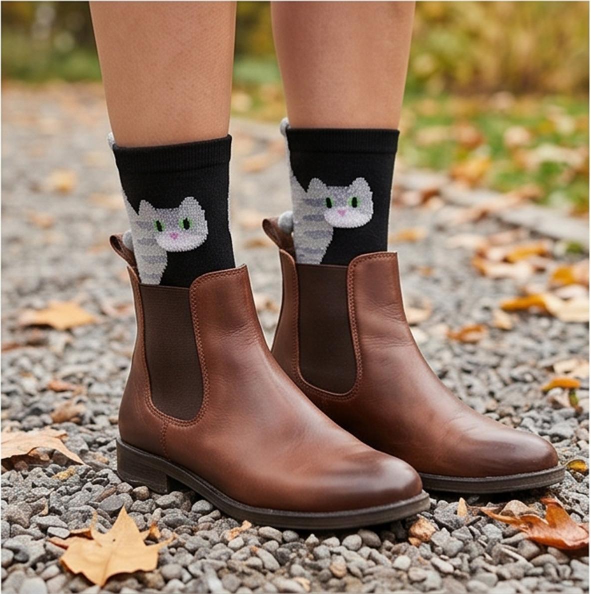 Orange Cat Egg Socks Unisex Mid-Calf Pure Cotton Funny Cartoon 3D Pom Pom Ins Trendy Cute Versatile Outdoor Cotton Socks 2 Pairs