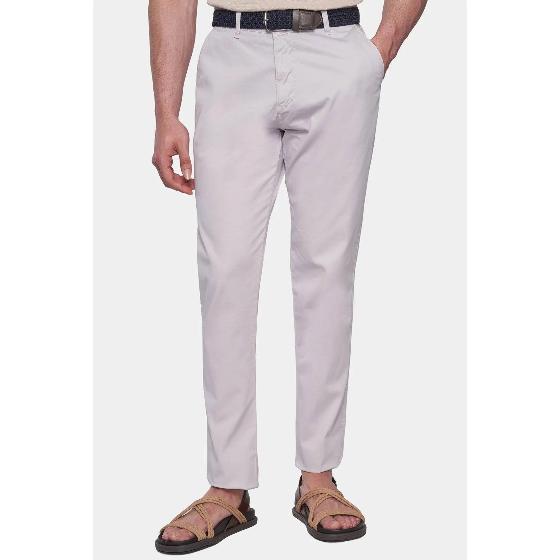 The Timeless Chino (Off White)