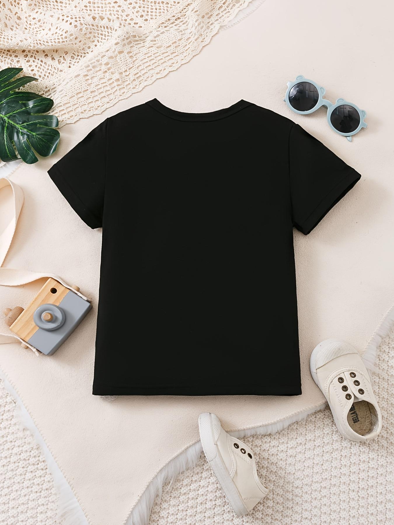 Christmas Boy's T-shirt Name Customization Christmas Happy Letter Christmas Tree and Truck Pattern Printing Trendy Comfortable Round Neck Short Sleeve Top (3-13Y)