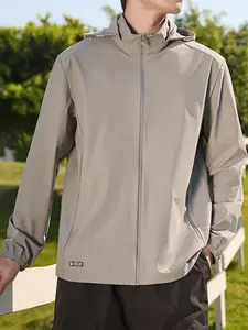 Men's Ice Silk Sun Protection Sports Jacket, Loose Fit Hooded Design with Zipper Pocket, Lightweight Breathable Fabric, Summer Outdoor Running Hiking Shirt, Sport Outdoor Clothing
