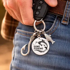 Fish Hook Keychain Perfect for Fishing Enthusiasts, Ideal Gift for Father's Day Fish Hook Keychain Perfect for Fishing Enthusiasts, Ideal Gift for Father's Day