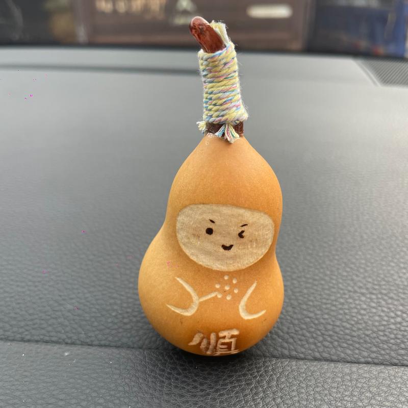Natural Small Gourd Stencil Painting Hanging Decoration, Office Stress Relief Ornament, Lucky Emotion Stability Charm, Cute Heritage Craft