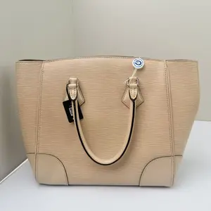 Pre-owned Louis Vuitton Epi Tote Bags Phenix MM Dune LNL0408