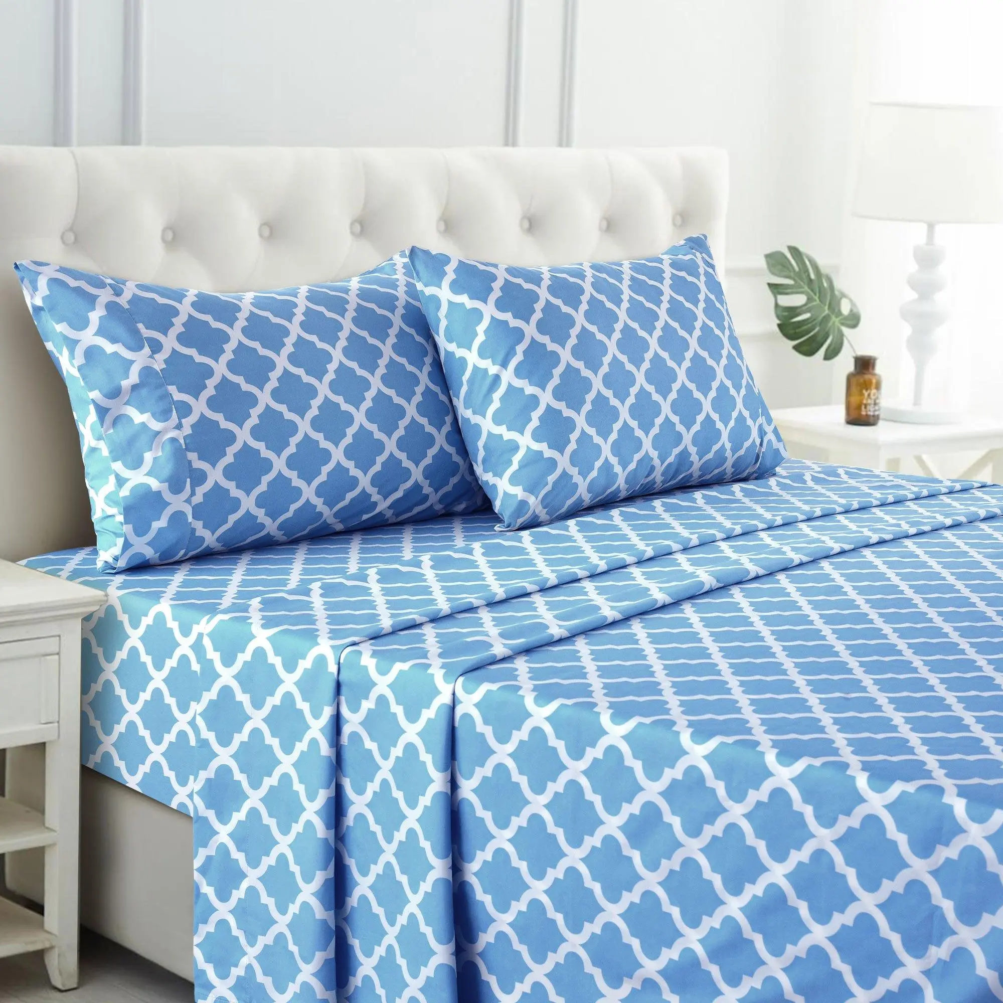 Lux Decor 4 Pieces Quatrefoil Bed Sheets - Stylish Comfy Bedding Set - Hotel Luxury Skin Friendly Cooling Sheets & Pillowcases Without Filler - Classic Collection With 16 Inches Deep Pocket - Shrinkage & Fade Resistant
