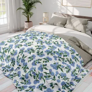 Vintage Hydrangea Velvet Plush Blanket, Blue Flower Bed Throw, Cottagecore Floral Bedding, Soft Cozy Botanical Home Decor, Cozy Cottagecore Bed Blanket