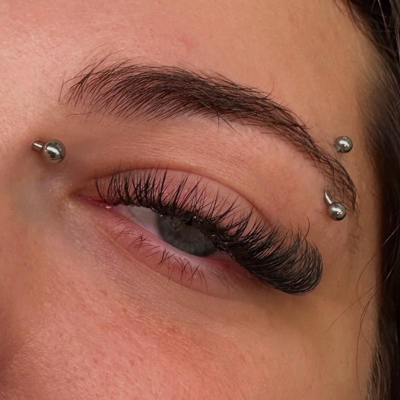 ILUMI LASHES BASIC LED UV LASH EXTENSIONS KIT