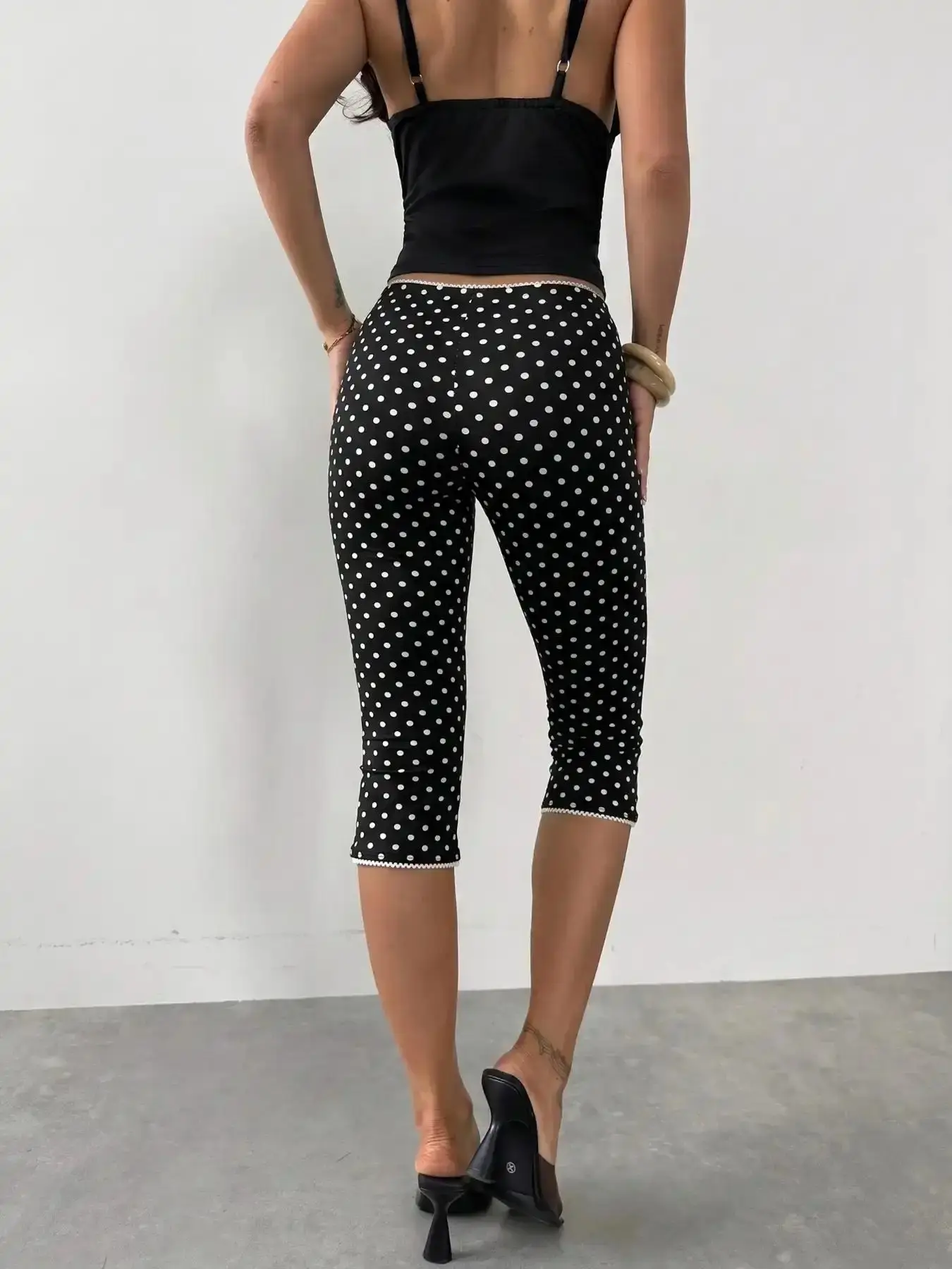 Women's Polka Dot Waistband High Waist Slim Fit Capri Pants 2026 Casual Streetwear Perfect For Everyday And Night Out Chic Stylish Viral Must Have Fashion Essential Lounge Pant fall winter year round put together