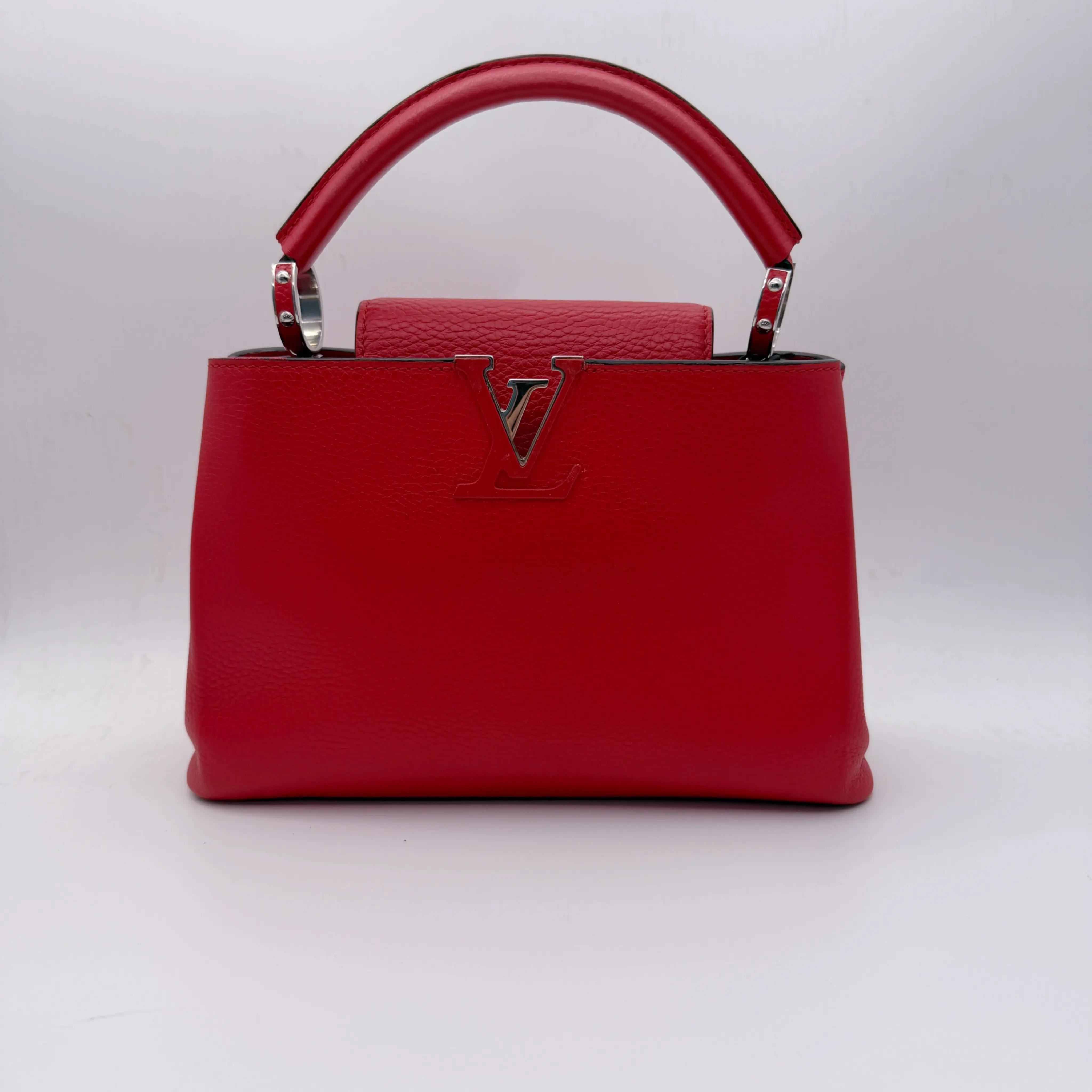 Pre-owned Louis Vuitton Capucines bag, red with silver hardware
