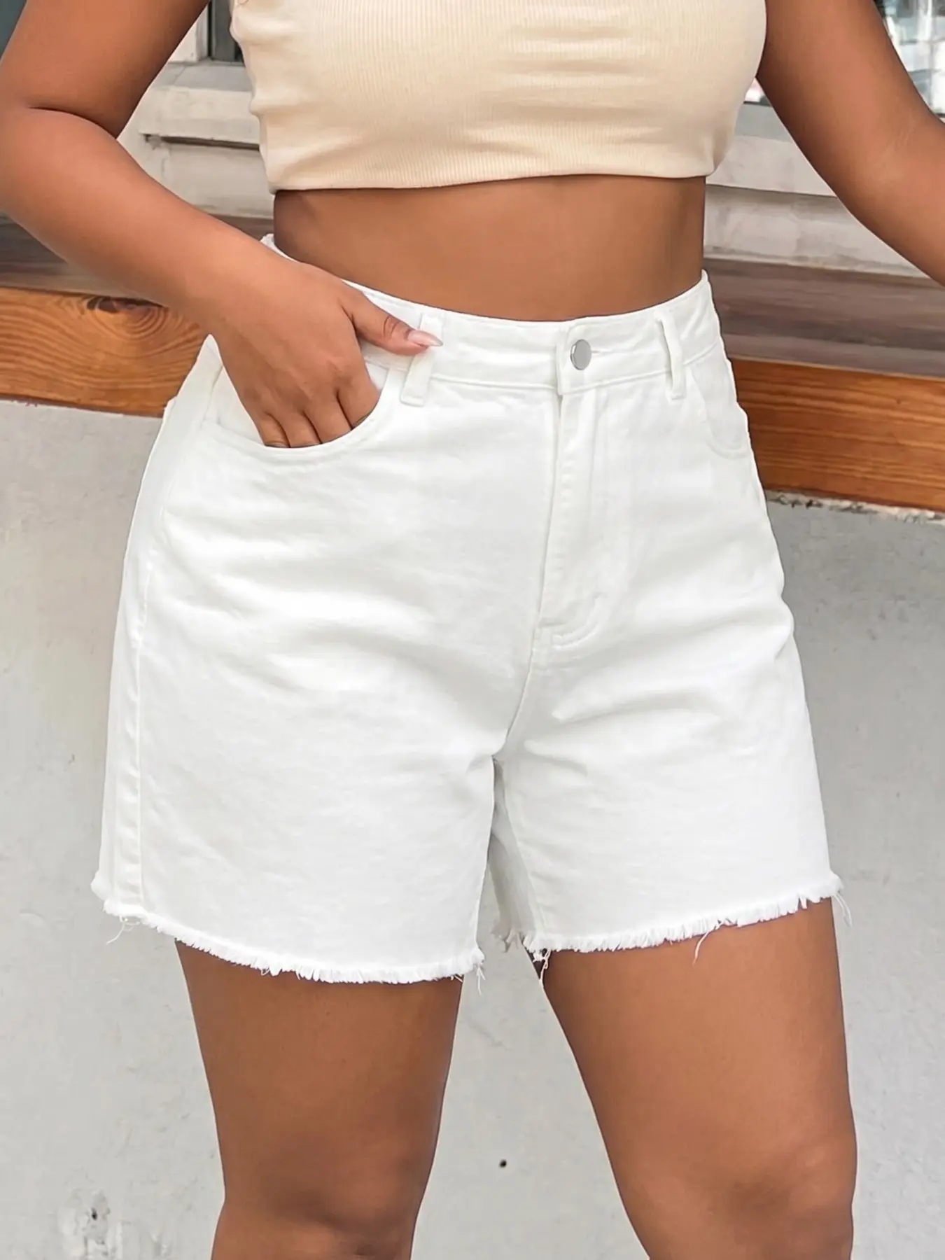 Large Size Denim Shorts for Summer, Elastic Short Pants, Casual Fitted Style, Button Fly Closure, Perfect for Warm Weather, Bottom