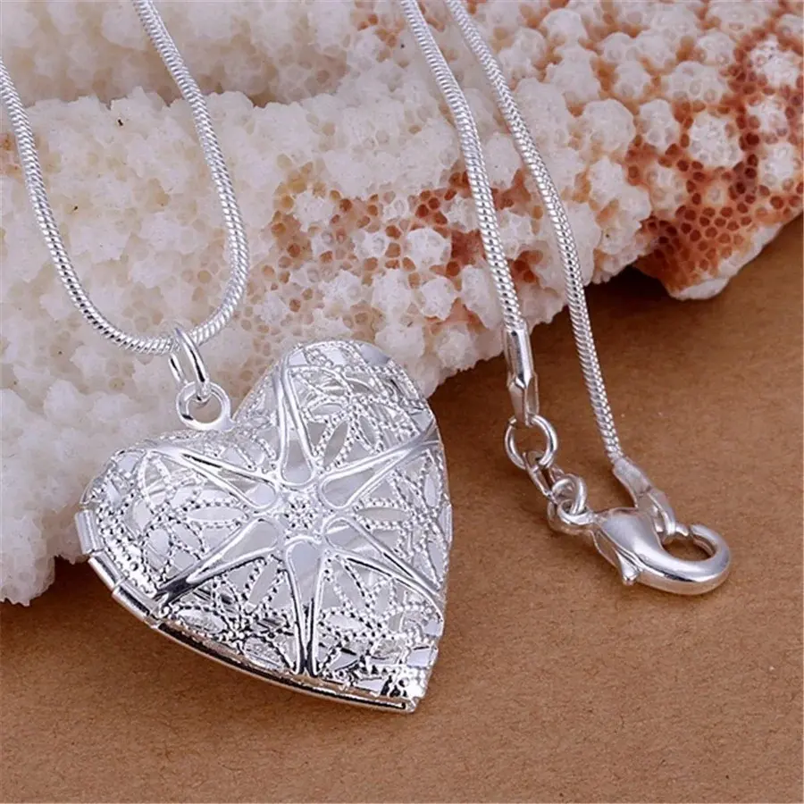 925 Sterling Silver Photo Frame Pendant Necklace – Custom Picture Memory Necklace with Snake Chain (18–24 Inch)