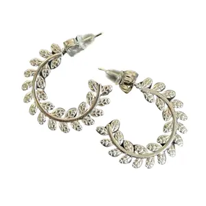 lovelevel | Metal Earrings | METAL VINE | Sustainable Fashion | Minimalist Earrings