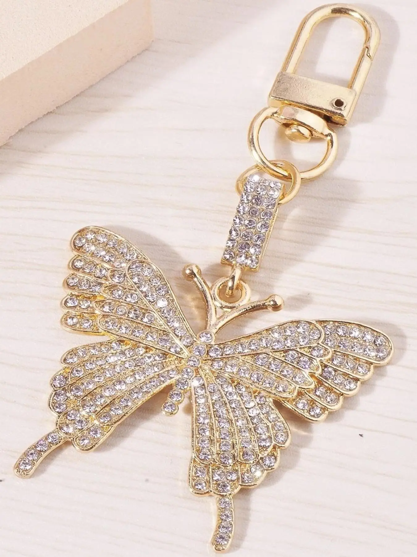 Rhinestone Decorated Butterfly Design Keychain, Fashion Keychain for Women & Men, Trendy All-match & Exquisite Keychain for Birthday Gift, Charm Jewel
