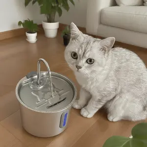Cat Water Fountain 2.2L Stainless Steel Automatic Spray, Ultra-Quiet USB Powered Pet Drinking Dispenser, Automatic Water Feeder, Ideal for Cats & Small Pets