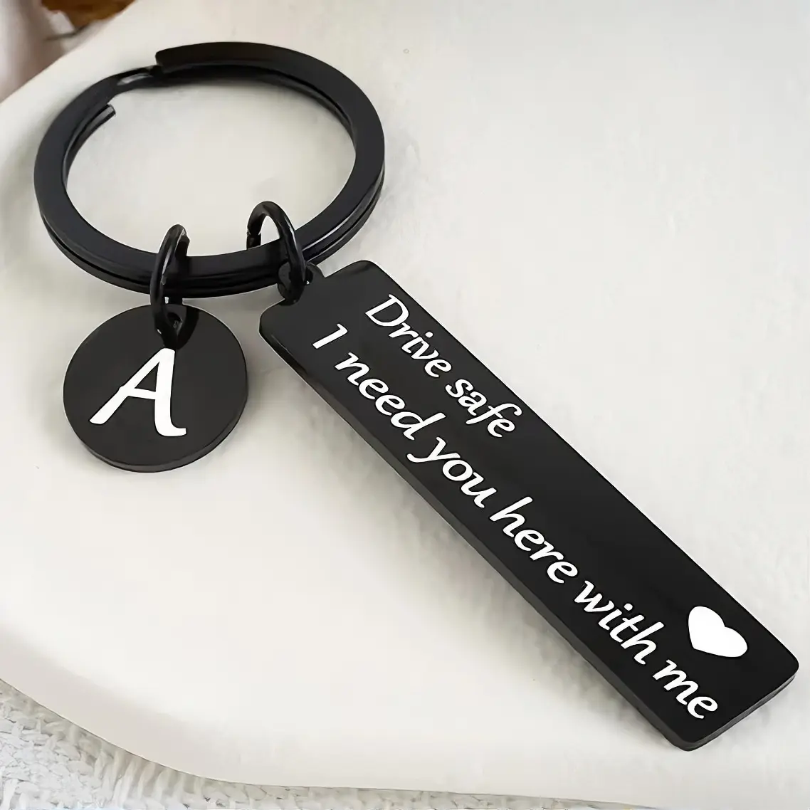 "Drive Safe" Keychain Love Heart Pattern Keyring Romantic Gift For Boyfriend Husband Driving Reminder Couple Key Accessories ﻿