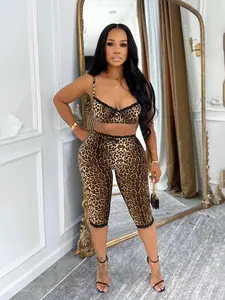 Two-Piece Tw842 Fashion Women's Leopard Print Sexy Feminine Bra and Lace Trim Crop Seven-Quarter Pants Set Outfit, Stylish and Trendy, Chic, Womenswear