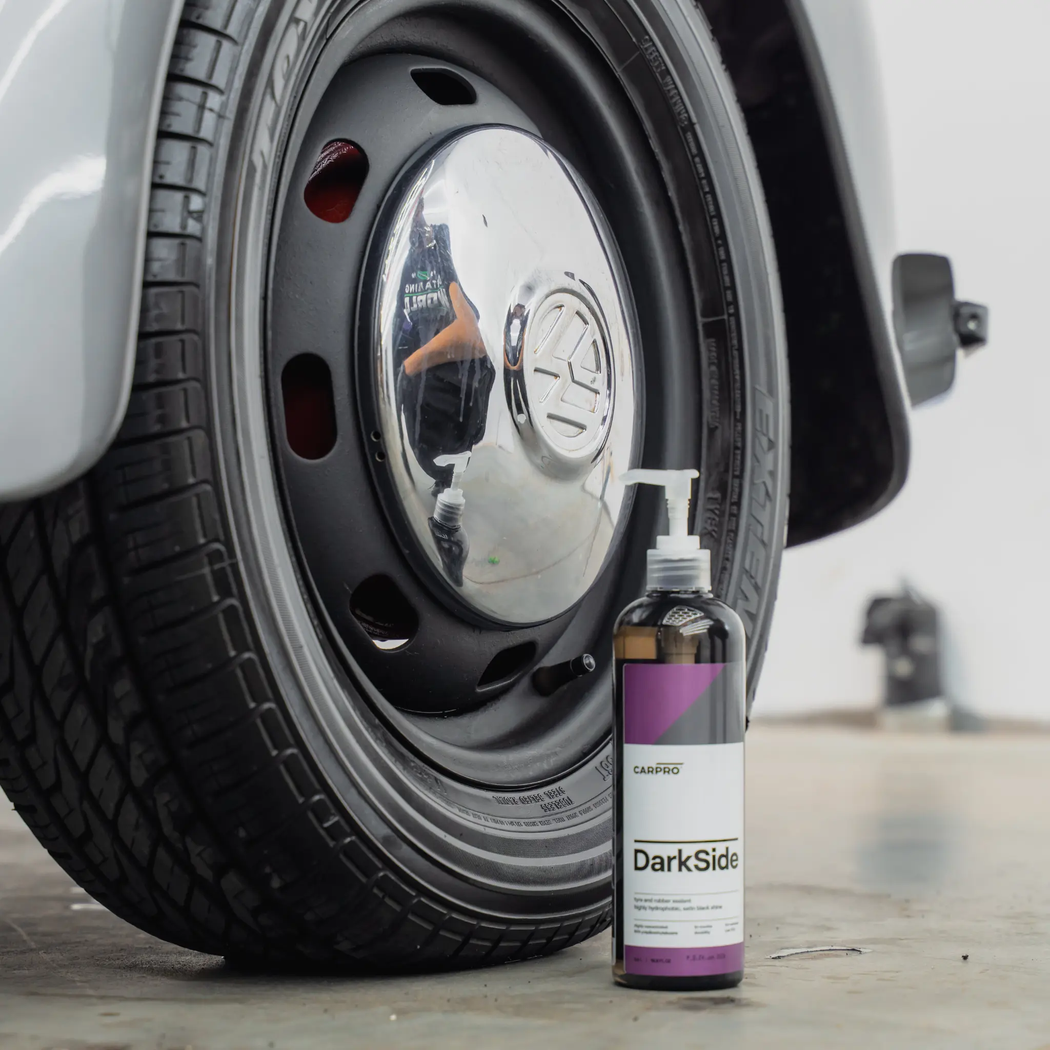 CarPro Darkside Tyre Gloss - UV Protection Tire Coating, Environmentally Conscious Automotive Tyre Care Product with Hydrophobic Formula & Fantastic Water Beading for Tires Maintenance, Deep Shine