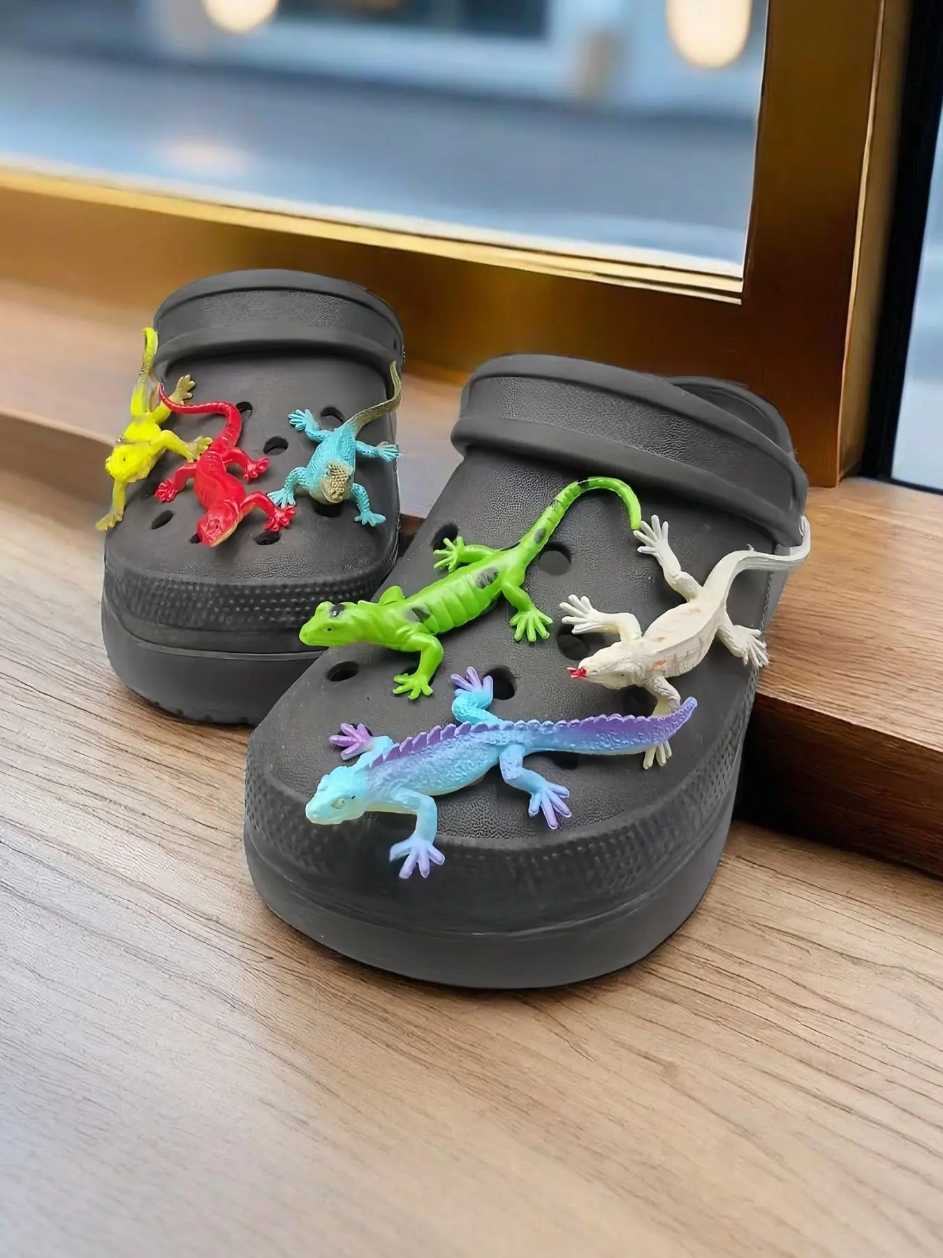 6-Pack Lizard Style Shoe Charms, Fun Unisex Hole Shoes Accessories Set, 3D Resin Animal Shoe Flowers, Birthday Party Christmas Gift