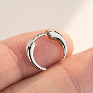 Oufer 16G Faux G23 Titanium Chunky Pincher Threadless Septum High Polish Hinged Segment Nose Piercing Ring 10mm Inner Diameter Hypoallergenic Tribal Fake Gauge Nose Ring