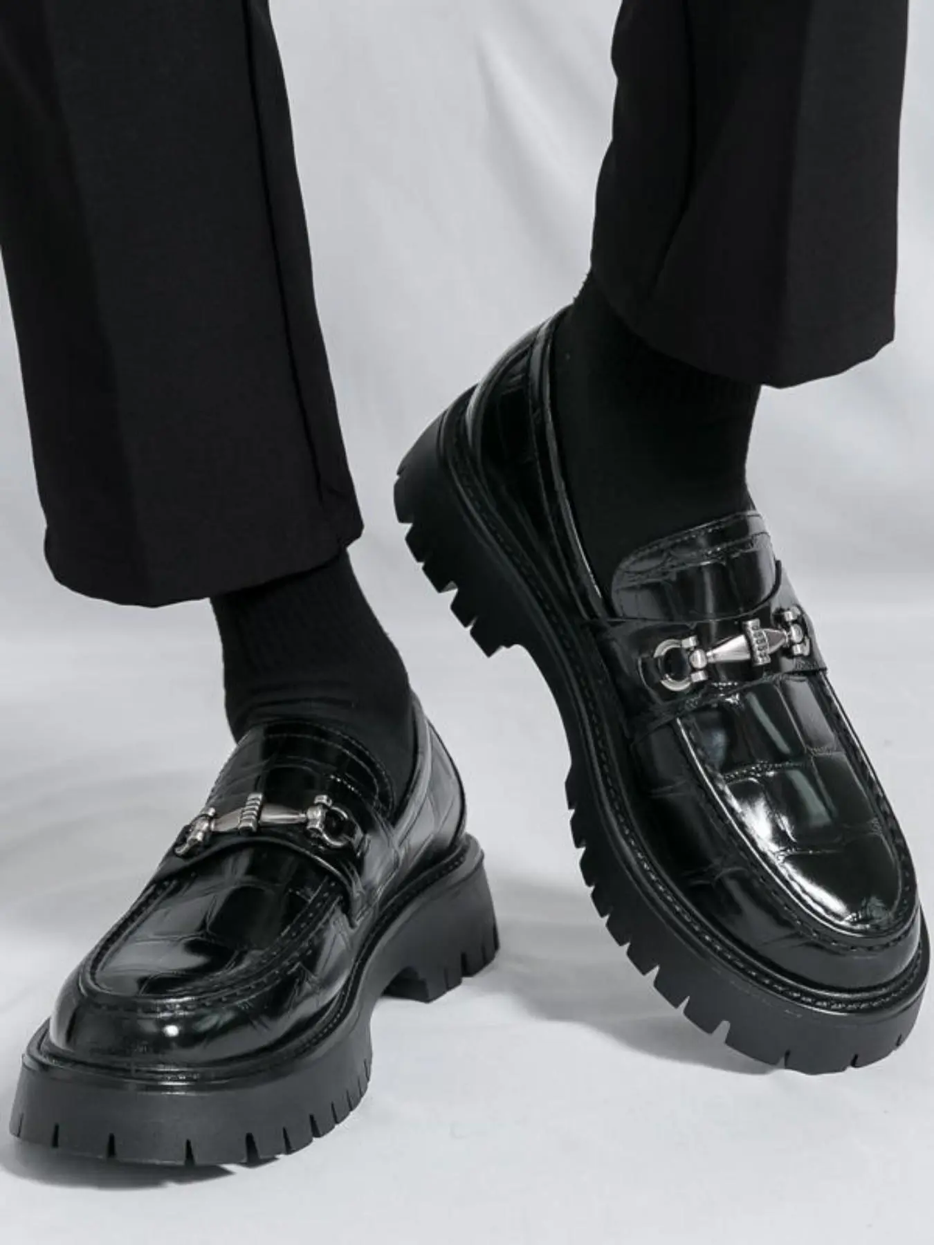 Men's Formal Business Style Solid Color Chain Decor Loafers, Fashionable Round Toe Flat Shoes for Work Office, Male All-match Commuter Shoes for Daily Wear, Round Toe Footwear