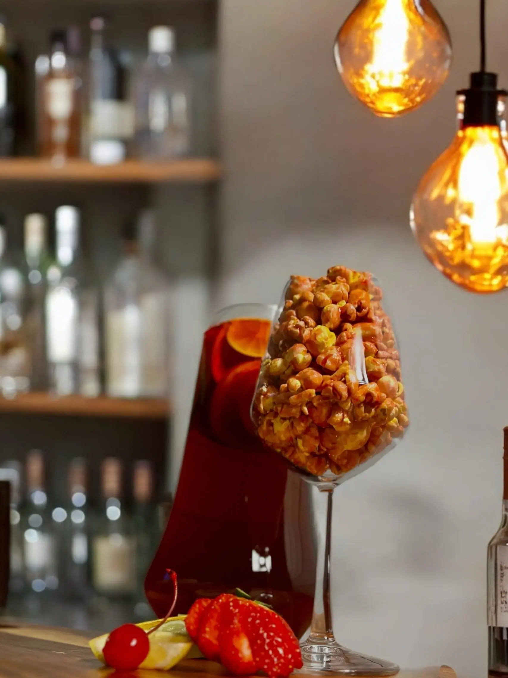 Sangria Candy Popcorn - Sweet and Creamy Popcorn with Flavorful Sides - Ideal for Snacking and Enjoying Bonbon