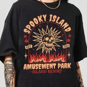 Retro Amusement Park T-Shirt 2000s Halloween Movie & Disco Skull Graphic Tee for Summer Spooky Season and 90s Nostalgia Style