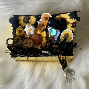 Sunflower Lover Keychain Gift Set - 9 PC Keychain with Sunflower Design mr crawling portable keychain summer style coin purse