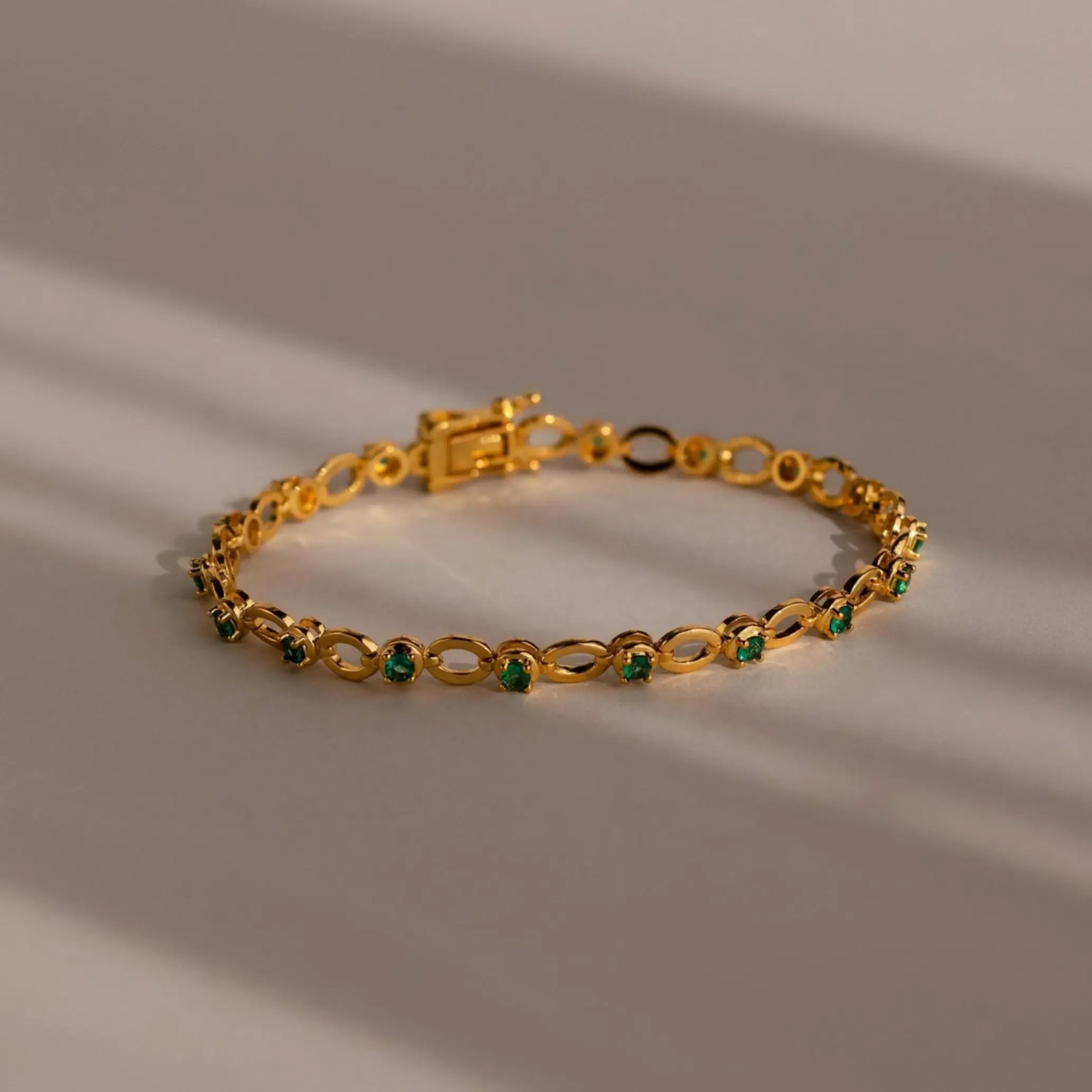 Emerald Chain Tennis Bracelet by Caitlyn Minimalist - Dainty Green Birthstone Link Bracelet in Gold - Emerald Jewelry - Perfect Gift for Wife