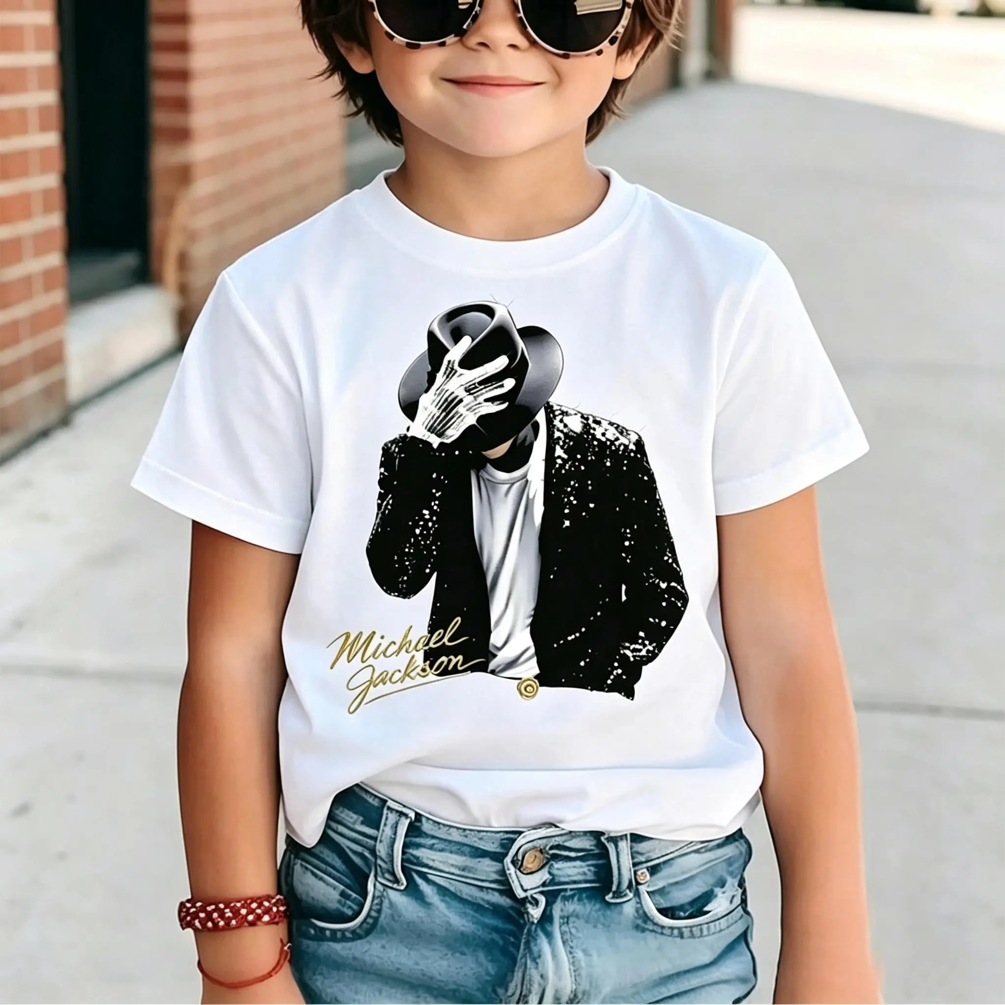 Kids' Graphic Short Sleeve Tops with Sparkling Pop Star Print, Regular Cut Polyester T-Shirt with Slight Stretch for Music Fans