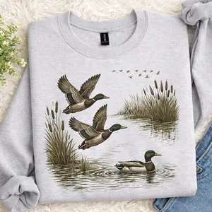 Duck Nature Sweatshirt, 90s Vintage Wildlife Mallard Pullover, Boho Unisex Cabincore Crewneck Cozy Season Rustic Cabin Shirt