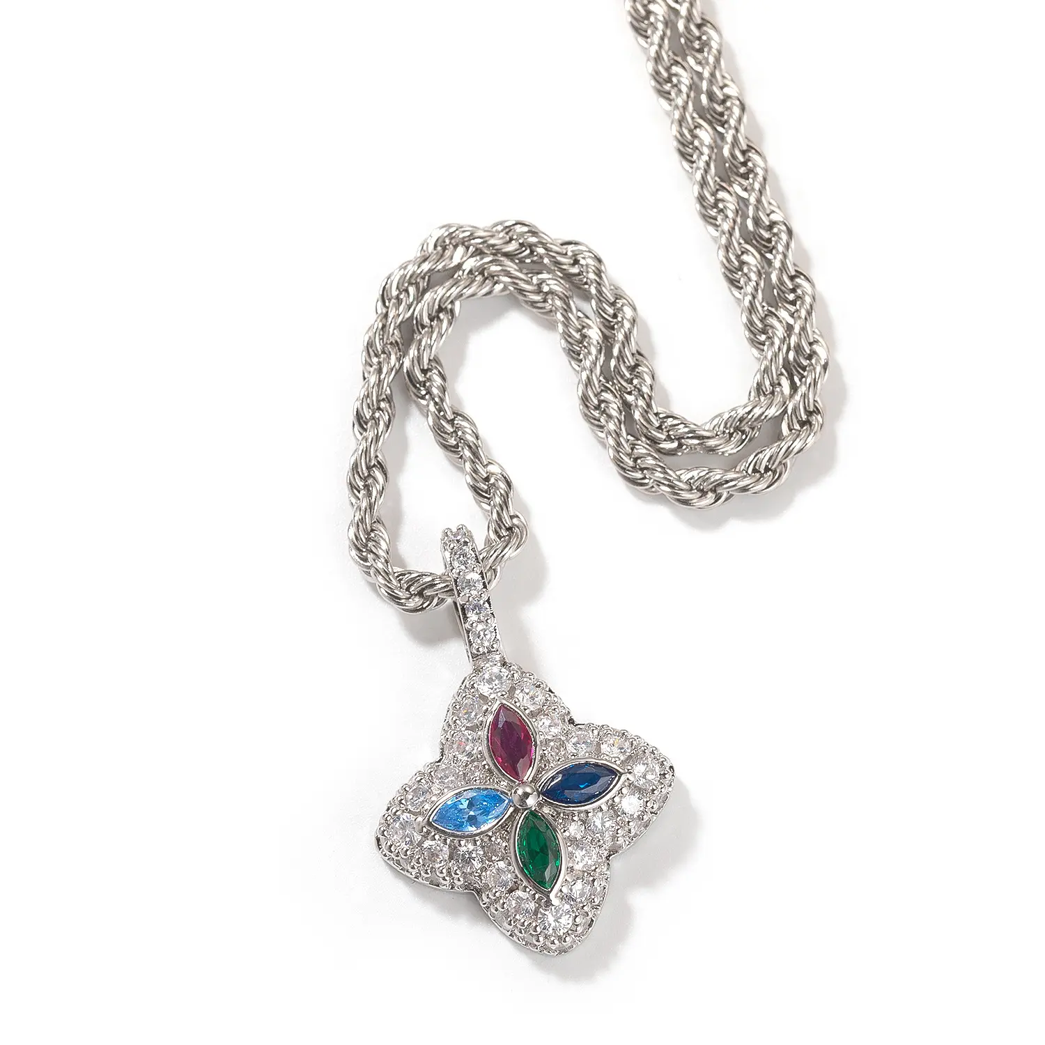 Four Leaf Clover Shaped Pendant Necklace, Cubic Zirconia for Women, Elegant Luxury Design Lucky Daily Jewelry Necklace