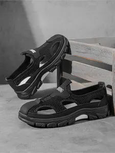 2026 New Summer Plus‑Size Breathable Mesh Sandals for Men, Anti‑Slip & Wear‑Resistant Outdoor Hiking Shoes for Middle‑Aged and Elderly