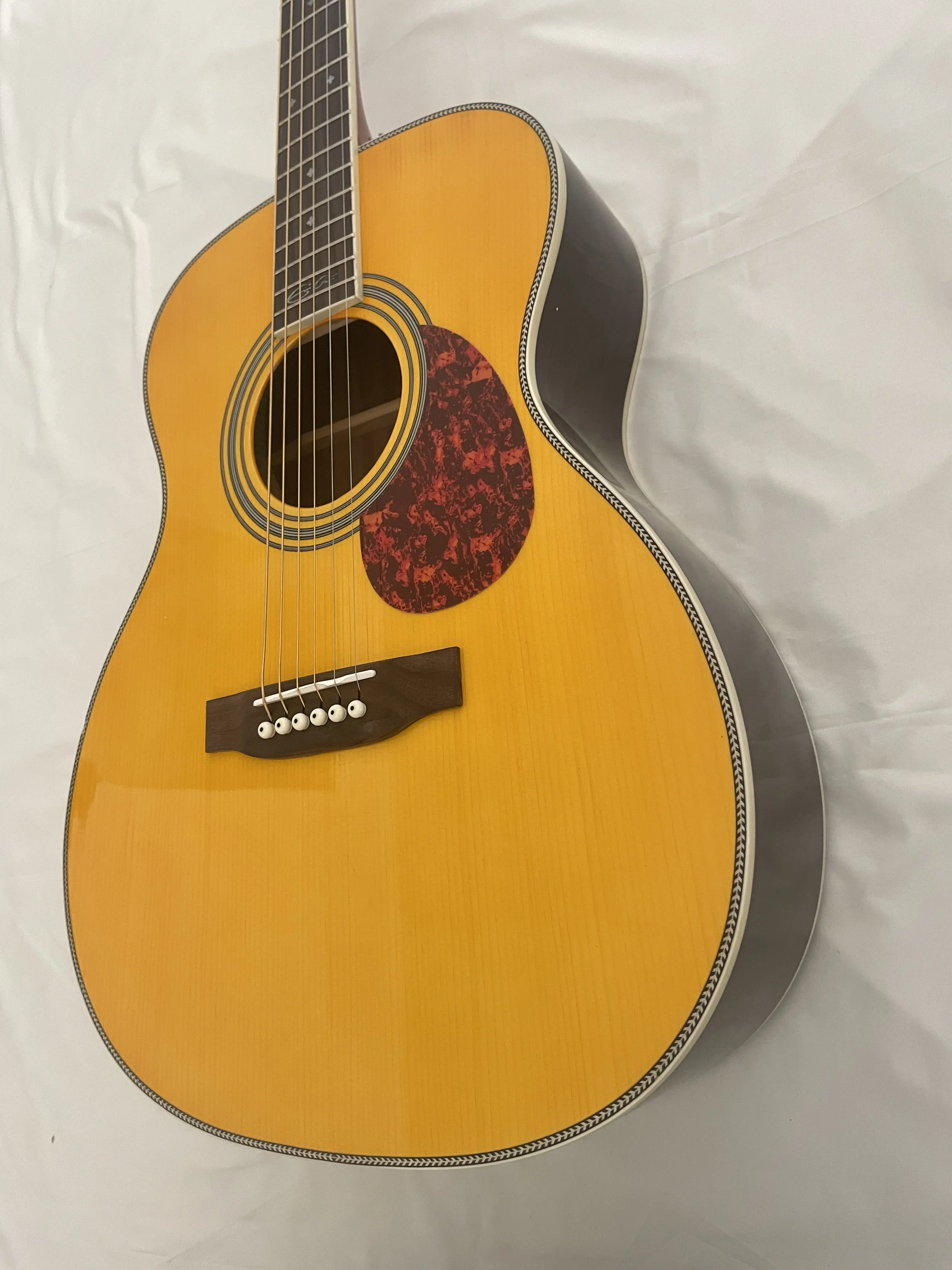 Handmade OM28 Acoustic Guitar Hollow solid Spruce Top 20 Frets