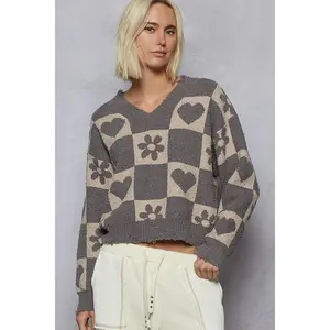 POL V-Neck Heart Pattern Checkered Sweater