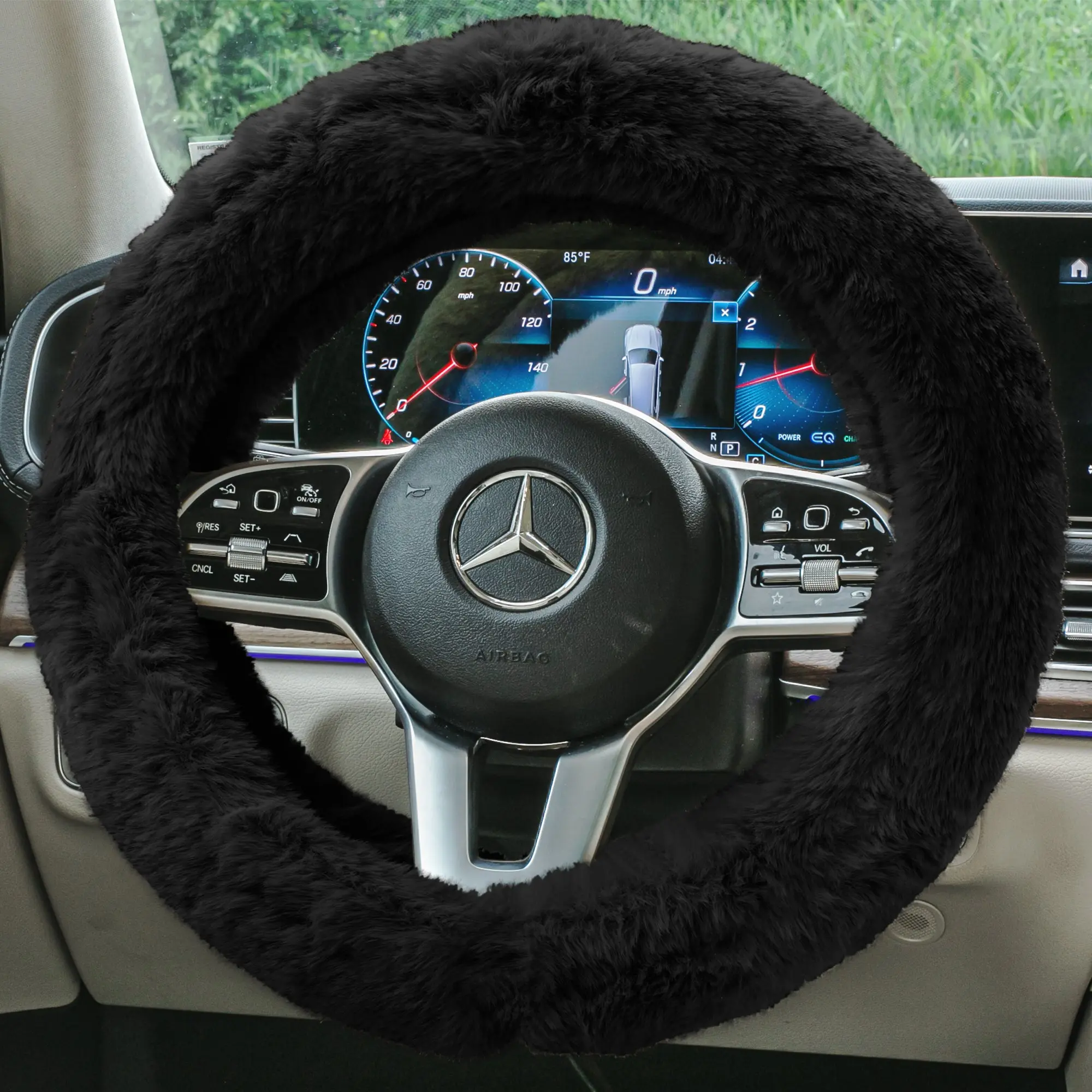 FH GROUP Doe16 Faux Furry Automotive Steering Wheel Cover, Car Steering Wheel Insert Accessory, Cold Protection for Hand Warmth, Soft Texture, Quick Simple Setup, Black Car Interior Accessory, Car Steering Wheel Insert Accessories