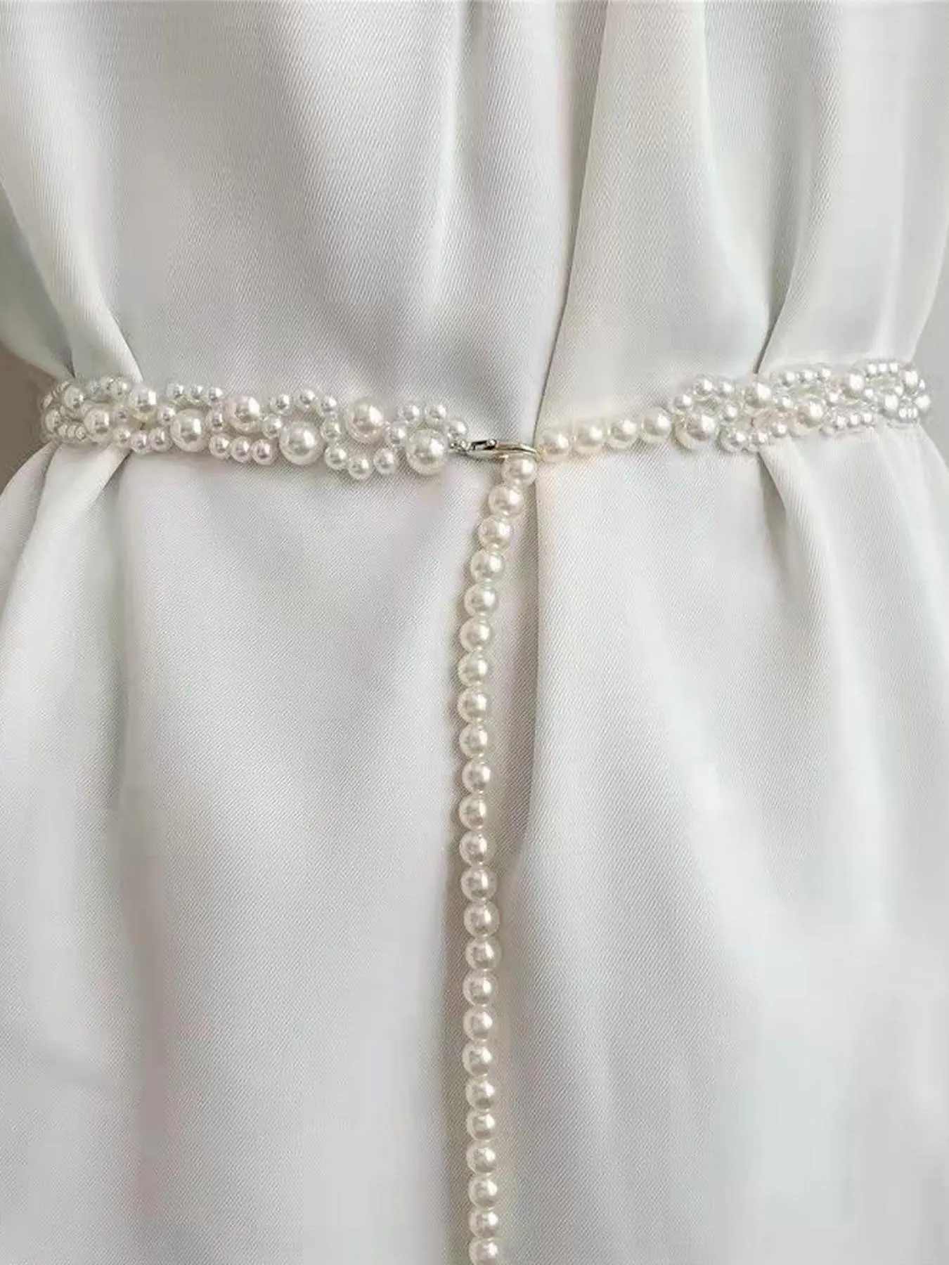 1 Piece Elegant Faux Pearl Design Skinny Chain Belt For Women, Casual Dress Belt, Trendy Belt, Fashion All-match Clothes Accessories, Daily Clothing Decoration For Jeans Trousers Suit Dress, Stylish Belts, Casual Style Belts, Belts For Dresses