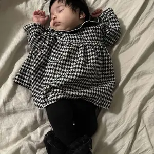 Handmade Baby Headbands Soft Stretchy Nylon Hair Bands with Bows for Newborn Infant Baby Toddler Girls in Cream White & Black