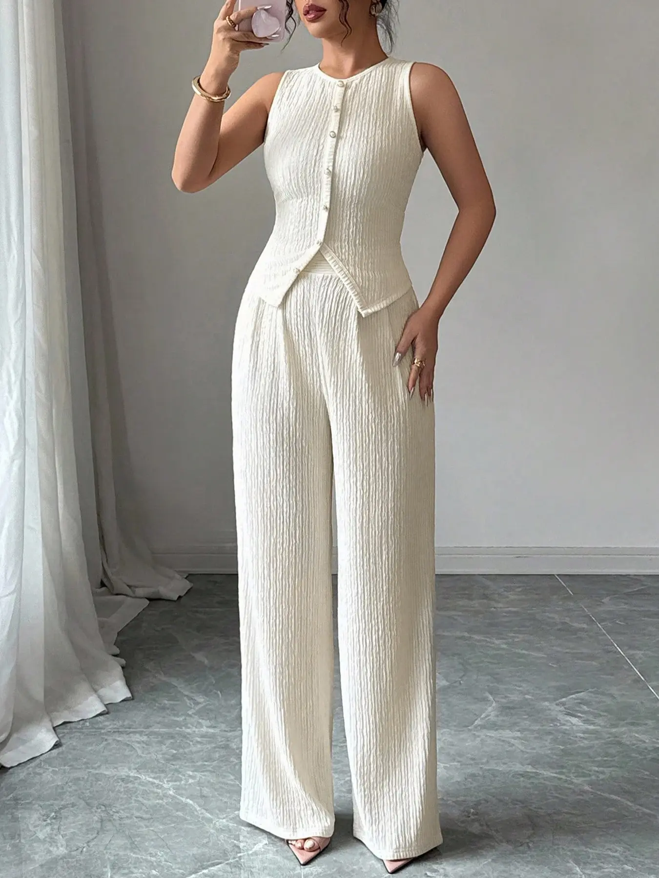 Women's Fashion Solid Color Textured Sleeveless Round Neck Slim Fit Vest with Buttons and High Waist Loose Straight Leg Pants
