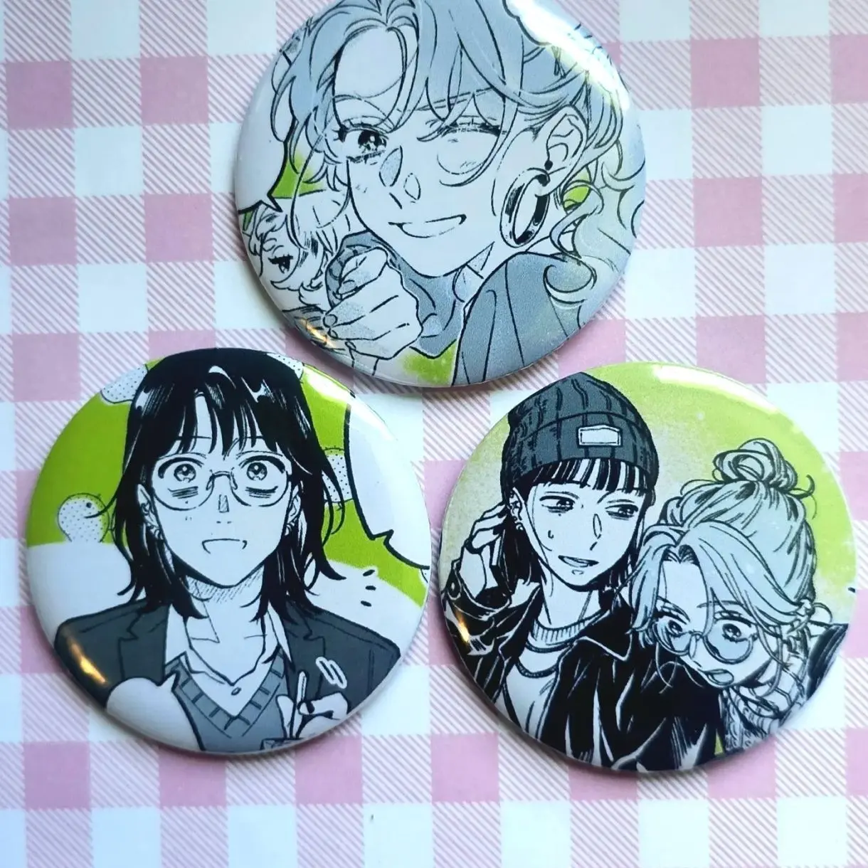 The Guy She Was Interested In wasnt a guy at all Button Pins – Mitsuaya Green Yuri Anime