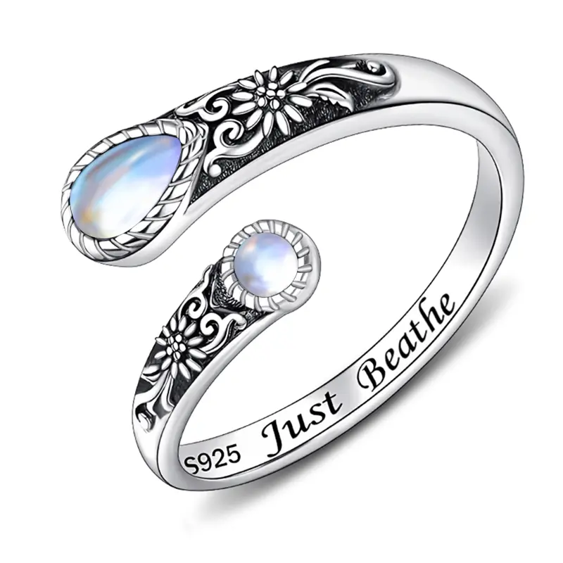Moonstone02