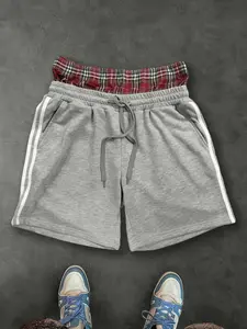 Unisex casual street style, West Coast-inspired athletic straight-leg shorts with simple, solid-colored double-front design. Stylish and trendy, perfect for everyday wear, fashionable outfits, back-to-school season, outdoor leisure, sports, holiday gifts,