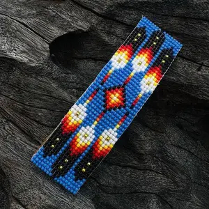 Native American Beaded Hair Clip – Handmade Barrette with Feather & Diamond Pattern|Powwow Cultural Statement Looks