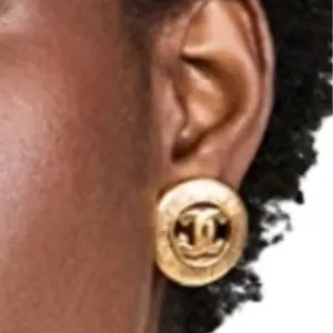 Pre-owned CHANEL Metal Earrings Clip on Gold CC Logo W/Box #1417