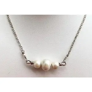 Trendy Genuine Pearls in Silver Bar Pendant Necklace
