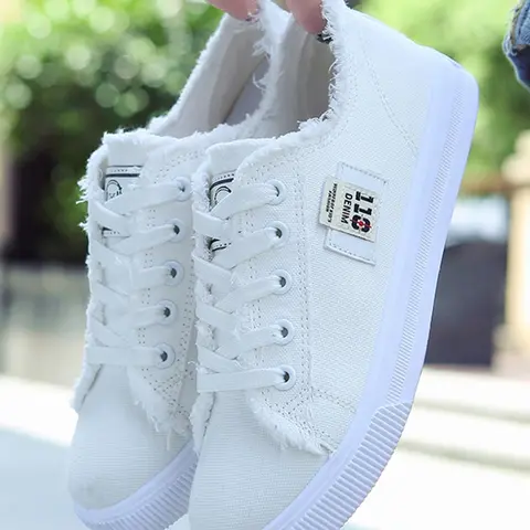 Women's Fashionable Lace Up Low Top Sneakers, Casual Comfortable Athletic Sports Shoes for Daily Wear, Female All-match Round Toe Shoes for Daily Wear, Casual Walking Sneakers, Trendy Walking Sneakers