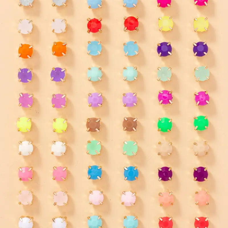 30 Pairs Women's Simple Style Plain Color Rhinestones Decorated Stud Earrings, Casual Trendy Colorful Square Stud Earrings, Fashionable Accessories For Daily Decoration, High Quality Earrings, Square Rhinestone Studs