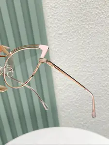 Women's Cat Eye Frame Eyeglasses, Fashionable Anti- Light Eyeglasses for Everyday Use, Casual Eyeglasses, Fashion Accessories for Outdoor Activities, Trendy Beach Eyewear, Fashionable Frames Glasses