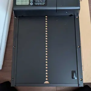 FarmParadise Automatic Chicken Coop Door – Battery Powered, LCD Display, Weatherproof & Safe, 2 Modes (Timer & Manual)